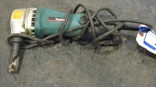 Makita 5" Angle Grinder #GA-5020  120V AC/DC