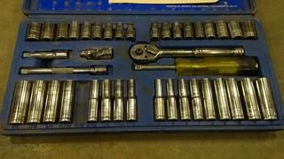 Westward 42PC 1/4" Drive Socket Set SAE/Metric #SK1220