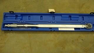 Westward 3/4" Drive Torque Wrench 600 Foot lbs #TWA34