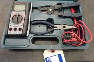 Master Craft Digital Multimeter #052-0060-2 c/w case and accessories