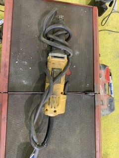 Dewalt 120V 1 1/2in Die Grinder