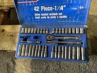 Westward 1/4"Dr Socket Set