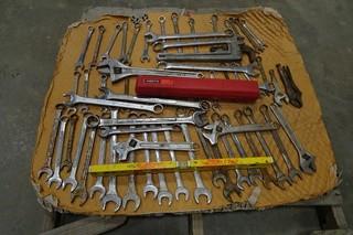 Quantity of Tools, Torque Wrench, Level