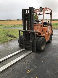 Toyota 5000Lb Forklift C/w LPG, 120" Lift. S/N SG-15223  * Note: Item Cannot Be Removed Until Noon October 5 Unless Mutually Agreed Upon*