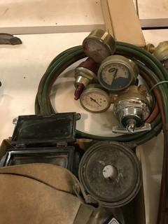 Set of Oxy/Acetylene Torch's, c/w regs & hose