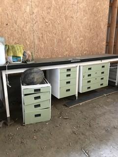 Work Bench With Drawers