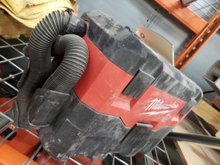 Milwaukee 18V Wet/Dry Vacuum