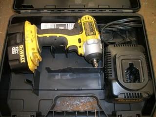 Dewalt DC823 3/8in Cordless Impact Gun C/w Battery And Charger