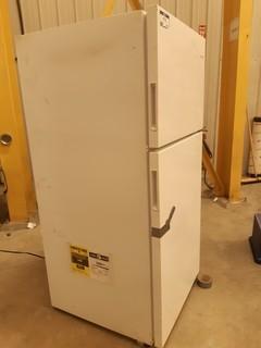 Amana Fridge/Freezer