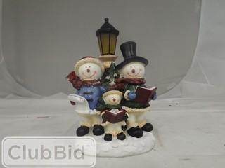 LED Lighted Snowman Family Figurine 6" x 9" 
