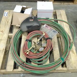 Oxy Acetylene Hoses and Face shield Windows (Rack W2)