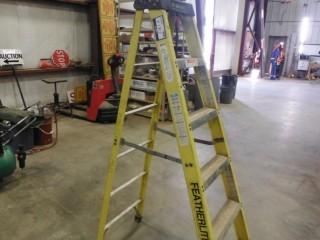 Feather Lite 6' Fiberglass Step Ladder 