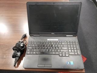 Dell Latitude Model E5540 Laptop C/w Intel Core i3