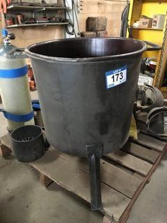 Large Metal Boiling Pot On Legs. 