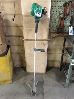 Weed eater Featherlight XT260 16" Cut. 25CC Gas Trimmer.