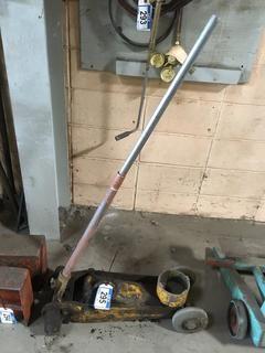 Hydraulic Floor Jack.