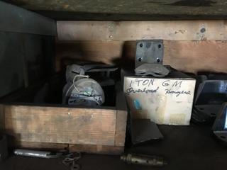 Assorted Metal Angle Brackets.