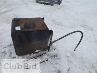 Hydraulic Tank w/ Hose 
