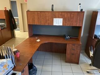 L-Shaped Office Desk C/w Hutch
