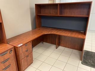 L- Shape Office Desk C/w Hutch