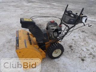 Briggs & Stratton 1550 Snow Series 30" Snow Blower 
