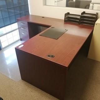 L-Shaped Office Desk C/w Contents