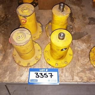 Qty Of (4) Hydraulic Cylinder Tie Rod Flanges