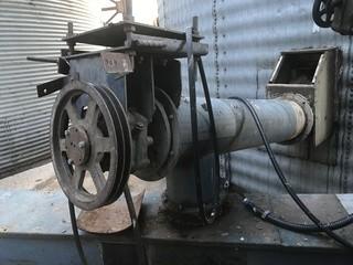 9" Auger with electric motor mount (motor missing).