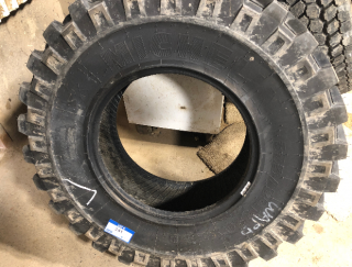 (1) 335/80R20 Michelin XEXZSL Tire