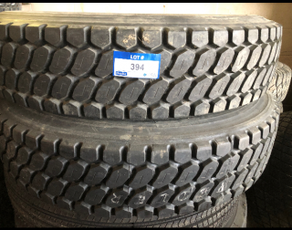 (2) 11R245 Drive Tires