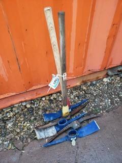 (2) Pick Axes C/w (3) Extra Heads