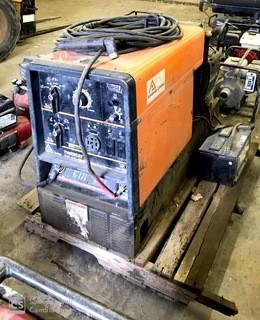 Tigercat 8000 Watt Welder