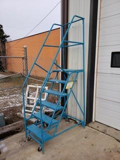 5-Step Ladder C/w Handles