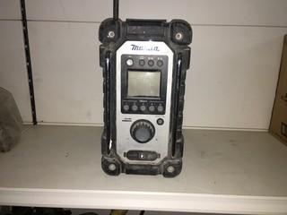 Makita Cordless/Electric Jobsite Radio.