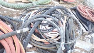 Qty Of Assorted Size Hydraulic And Water Hoses