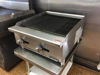 Foster 24"x 24" Radiant Counter Top Char-Broiler.