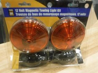 12V Magnetic Towing Light *Located RE25*