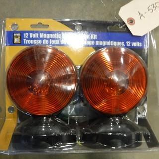 12V Magnetic Towing Light *Located RE25*