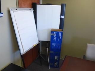 Duet Portable 80in Projection Screen C/w White Board