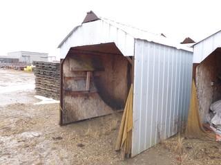 Welding Shack C/w Chain Hoist