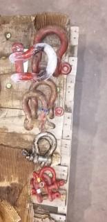 Qty Of Assorted Size Shackles