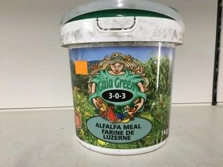 Lot of (4) 1kg Gaia Green Alfalfa Meal, (3-0-3).