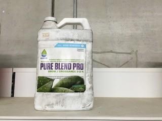 4 Quart Pure Blend Pro Grow, (3-2-4).