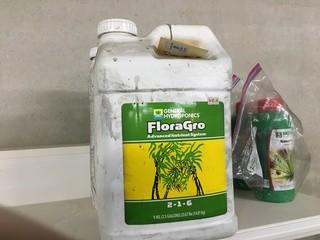 2.5 Gallons  General Hydroponics FloraGrow, (2-1-6).