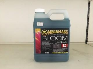 Lot of (5) 1L MegaMass Bloom, (0-4-4).