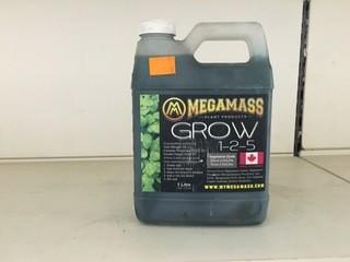 Lot of (3) 1L MegaMass Grow, (1-2-5).