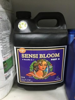 10L Advanced Nutrients Sensi-Bloom Part A, (3-0-0).