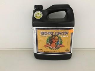 Lot of (2) 4L Advanced Nutrients Sensi Grow Part,(3-0-0).