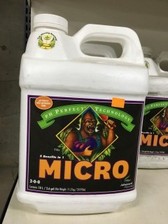 10L Advanced Nutrients Micro, (2-0-0).