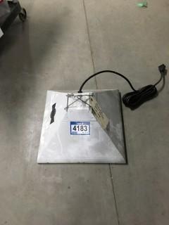 Sun System LEC 315RA Remote Reflector.